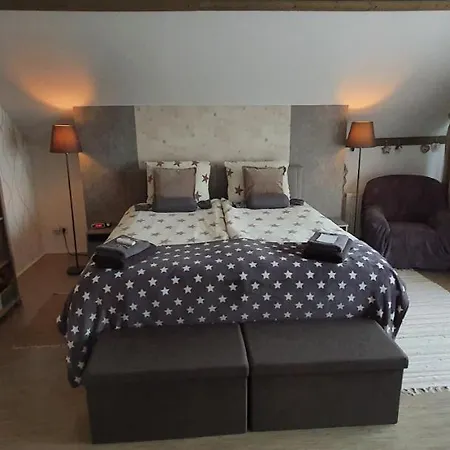 Ravelin Bed and Breakfast 4*