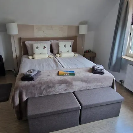 Bed & Breakfast Ravelin 3*