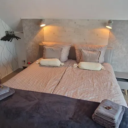 Bed and Breakfast Ravelin Rees