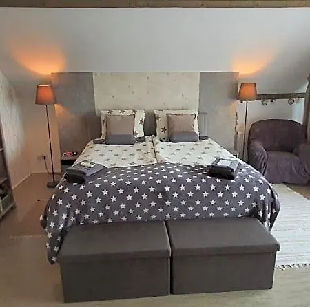 Ravelin Bed and Breakfast 4*