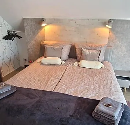 Ravelin Bed and Breakfast