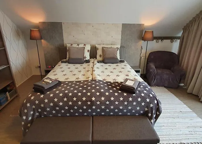 Ravelin Bed & Breakfast