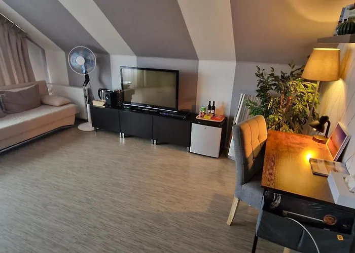 Ravelin Frühstückspension 4*